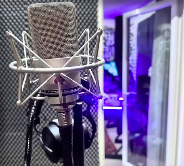Studio d'Enregistrement & Mixing à Saint-Ouen-sur-Seine, 93400