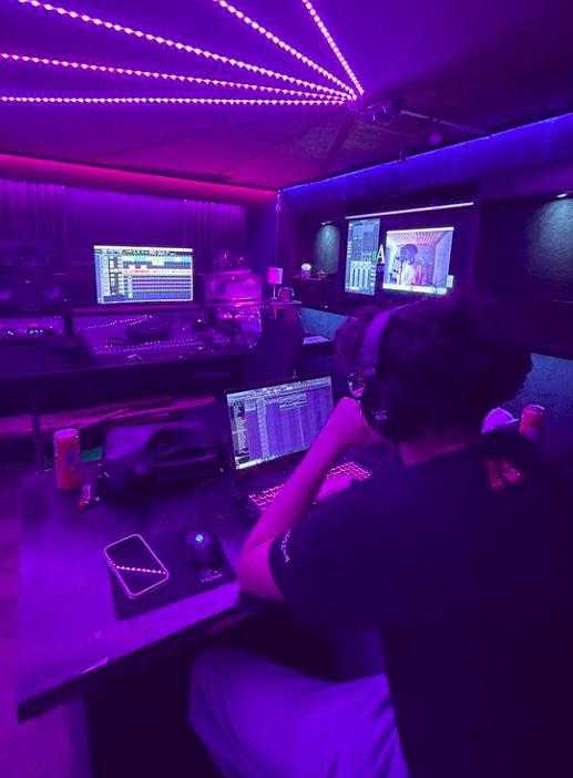 Studio idéal pour enregistrer et produire vos sons à Ivry-sur-Seine 94200