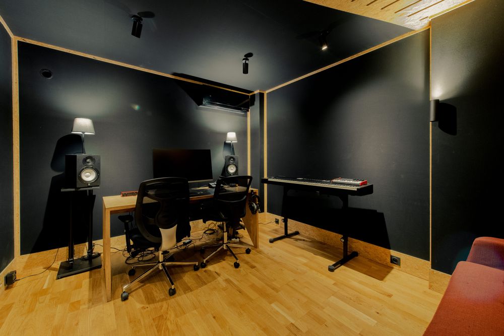 Studio d'enregistrement, à Aubervilliers 93300 #mI4gQg