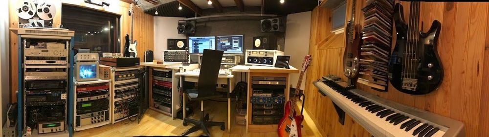 Studio d'enregistrement Vintage Acoustique à Toulouse, 31000