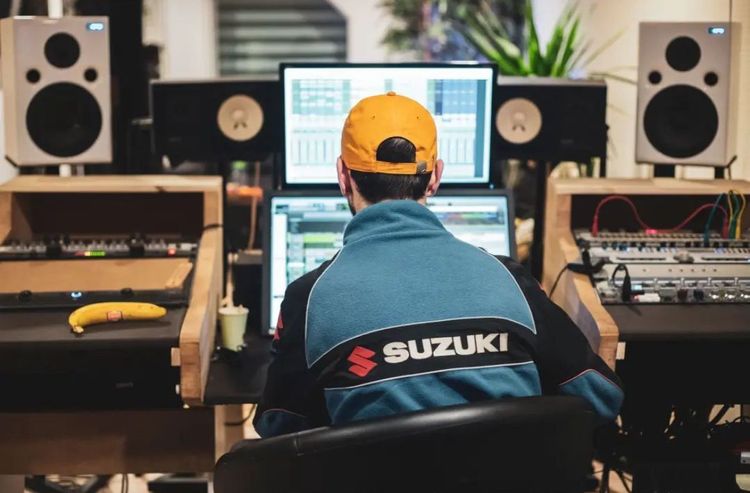 Studio professionnel pour un son parfait à Ivry-sur-Seine, 94200