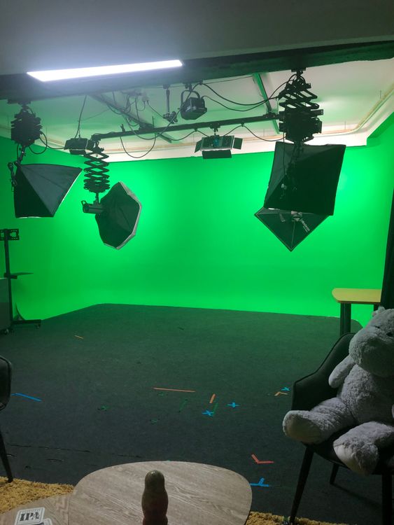Studio Vidéo Professionnel avec fond vert à Toulouse, 31000