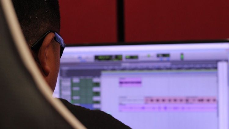 Studio musical en immersion totale et équilibrée dans votre univers à Nantes, 44100