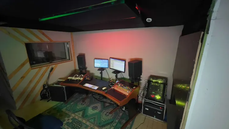 Studio d'enregistrement, à Paris 75019