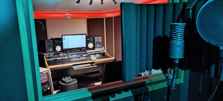 Studio d'enregistrement Lumineux et Spacieux à Ivry-sur-Seine, 94200