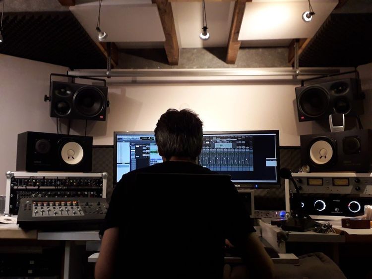Studio d'enregistrement Vintage Acoustique à Toulouse, 31000