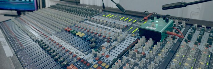 Capturez l'essence de votre musique dans un Cadre Professionnel et Chaleureux à Vénissieux, 69200