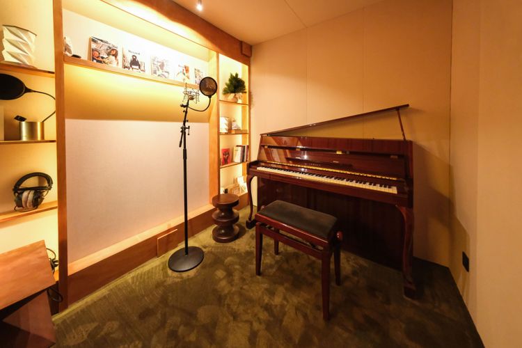 Studio d'enregistrement, à Paris 75018 #a3gXyw