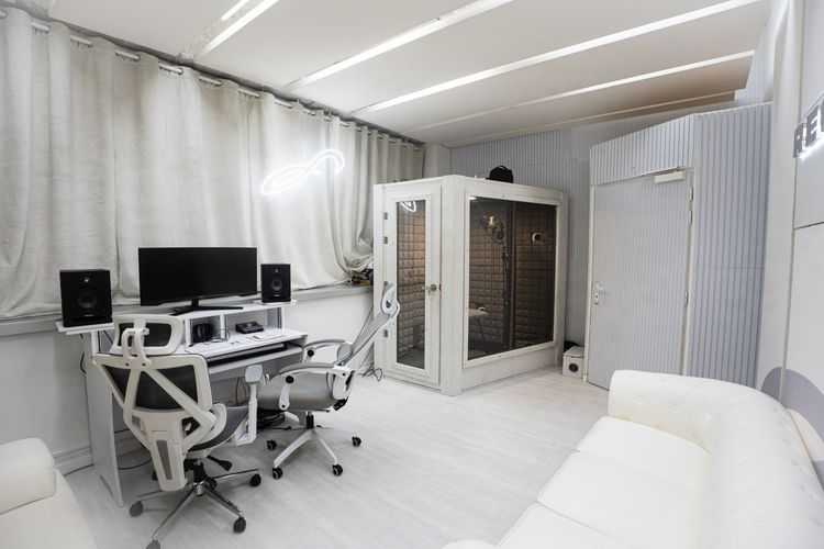 Studio d'enregistrement, à Gennevilliers 92230 #h2rPeN