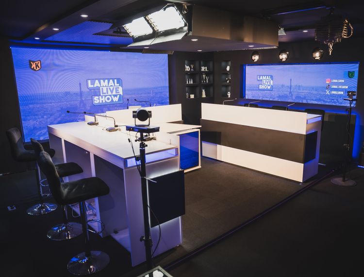 Plateau TV & Podcast Professionnel à Saint-Cloud, 92210