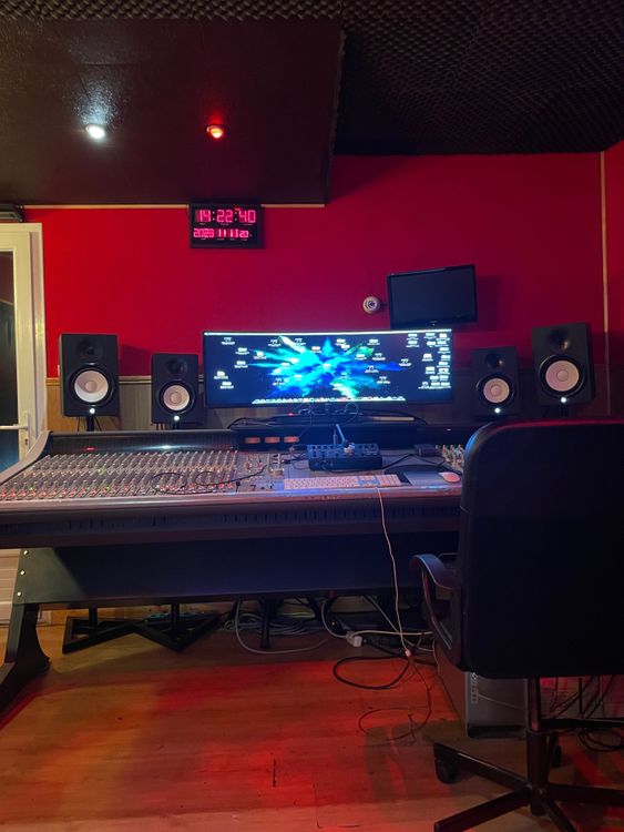 Un espace professionnel pour enregistrer, mixer et masteriser vos morceaux situé à Ivry-sur-Seine, 94200