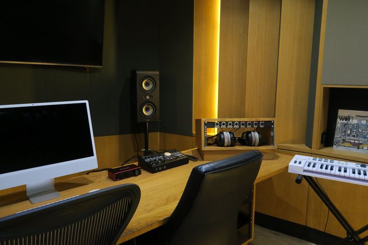 Studio d'enregistrement cosy, à Paris 75010