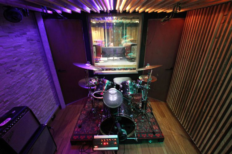Studio d'enregistrement, à Paris 75010