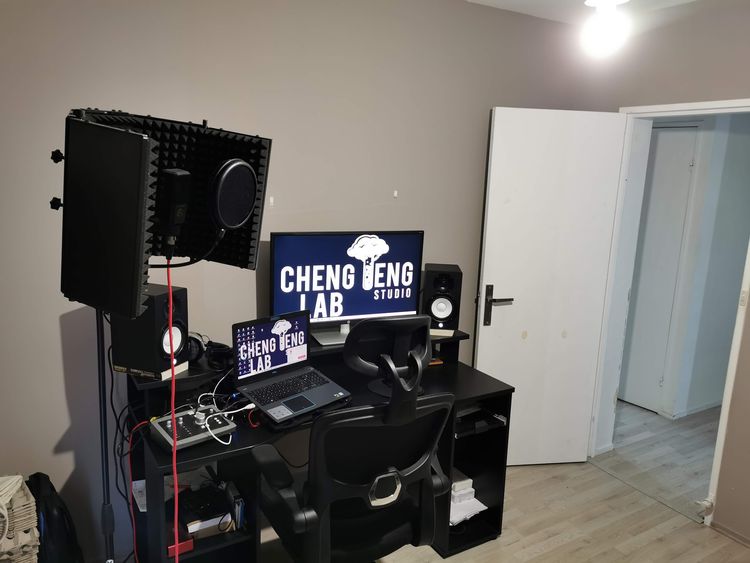 Home Studio à Crosnes, 91560