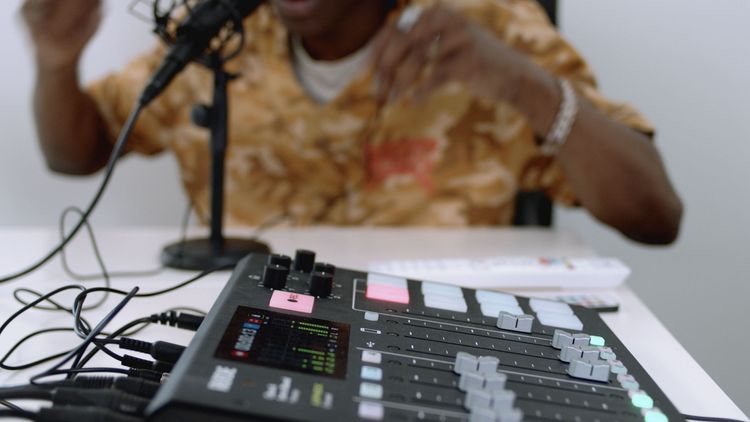 Studio Podcast Professionnel à Bois-Colombes, 92270
