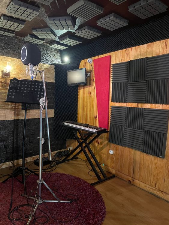 Un espace professionnel pour enregistrer, mixer et masteriser vos morceaux situé à Ivry-sur-Seine, 94200