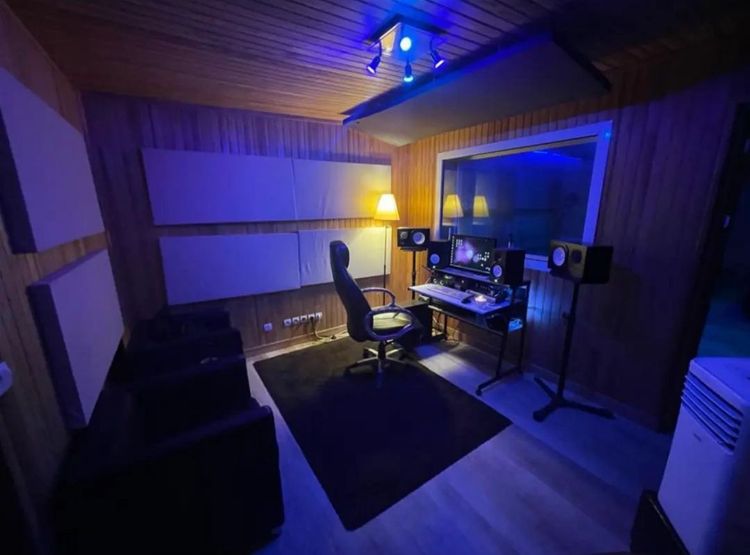Studio d'enregistrement Professionnel alliant Votre talent & Notre expertise à Ivry-sur-Seine, 94200