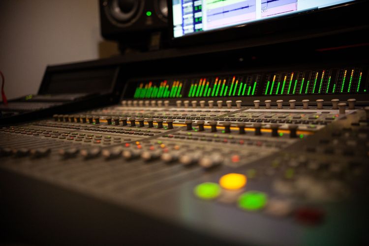 Lieu de production sonore professionnel, discret et inspirant, à Châteauroux 360000