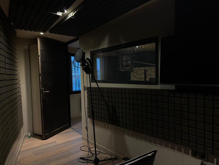 Studio d'enregistrement Urbain Authentique situé à Paris, 75019