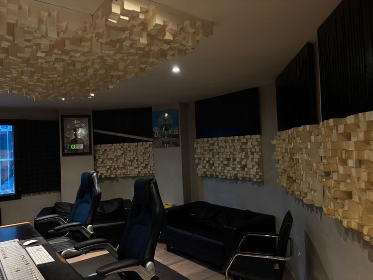 Studio d'enregistrement Urbain Authentique situé à Paris, 75019