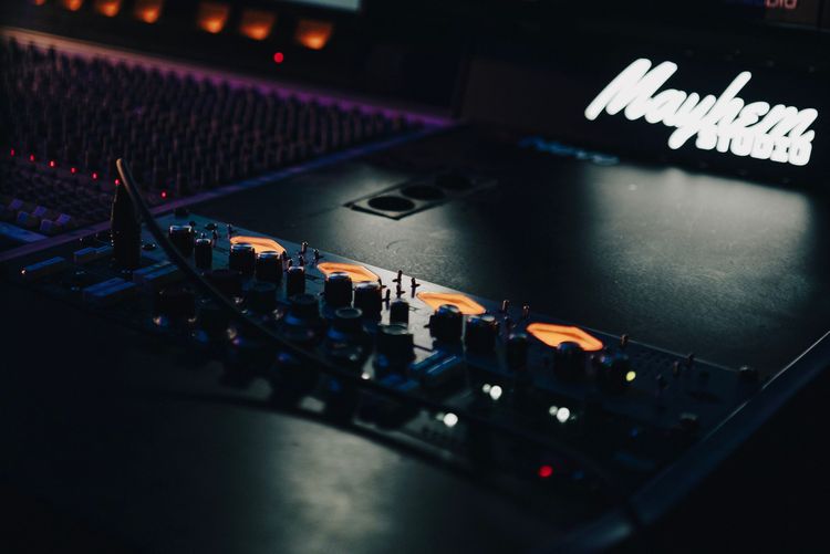 Studio d'Enregistrement Prods sur mesure, rec voix et instruments, mix près de Troyes, 89260