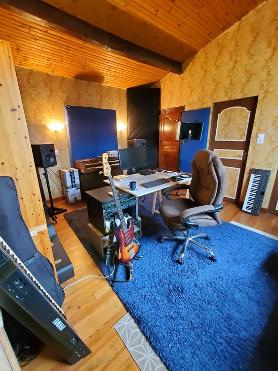 Studio d'enregistrement Acoustique Vintage situé à Toulouse, 31100