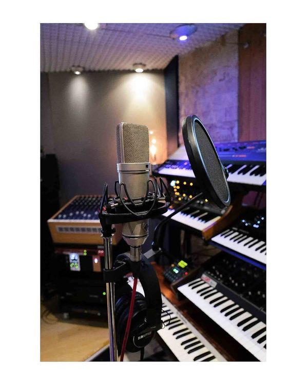 Studio d’enregistrement professionnel – Enregistrez, mixez et masterisez dans un cadre haut de gamme à Paris, 75017