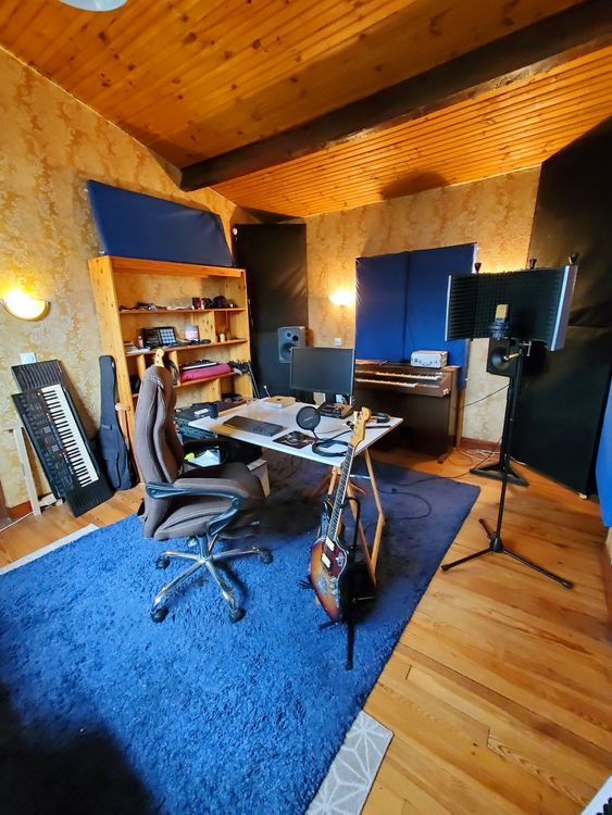 Studio d'enregistrement Acoustique Vintage situé à Toulouse, 31100