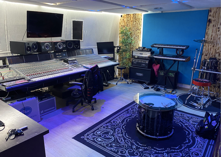 Studio d’Enregistrement, de Mixage et de Mastering au coeur de Paris 8ème, 75008