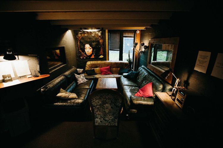 Studio d'enregistrement Professionnel & Convivial situé à Nantes, 44300