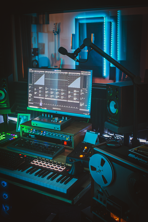 Studio d'enregistrement, à Toulon 83000 #K9K2zk