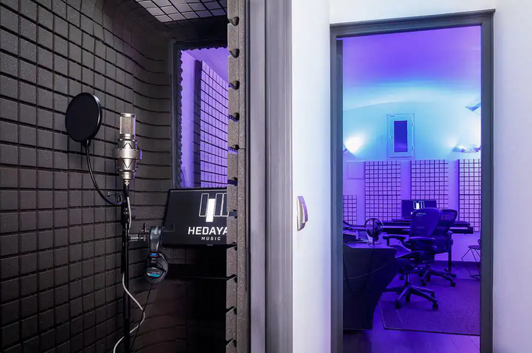Studio d'enregistrement Professionnel Extremement Bien Sonorisé à Paris, 75015