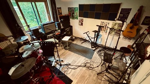 Home Studio d'enregistrement, avec Instruments Musicaux près de Rennes, 35131