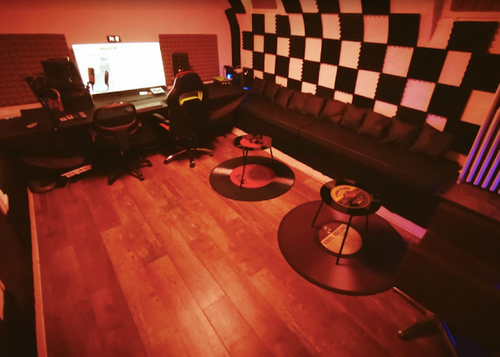 Studio d'Enregistrement offrant un environnement confortable et inspirant à Amiens, 80000