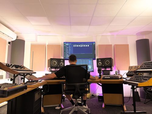 Studio d'enregistrement Sophistiqué et Spacieux à Saint-Cloud, 92210