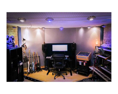 Studio d’enregistrement professionnel – Enregistrez, mixez et masterisez dans un cadre haut de gamme à Paris, 75017